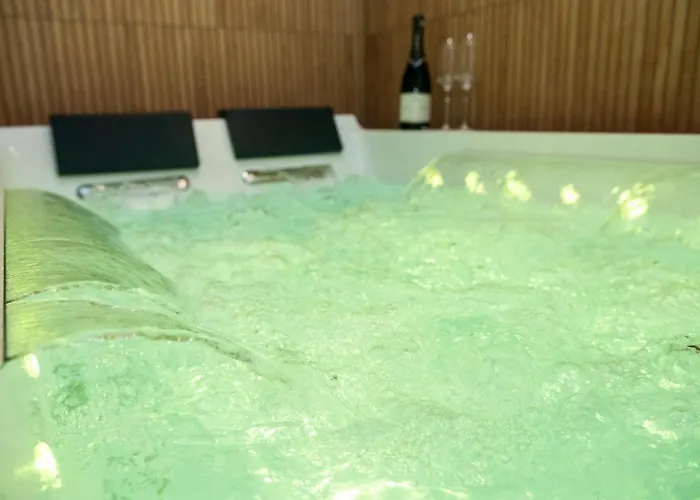 Art Deco Champagne & Spa